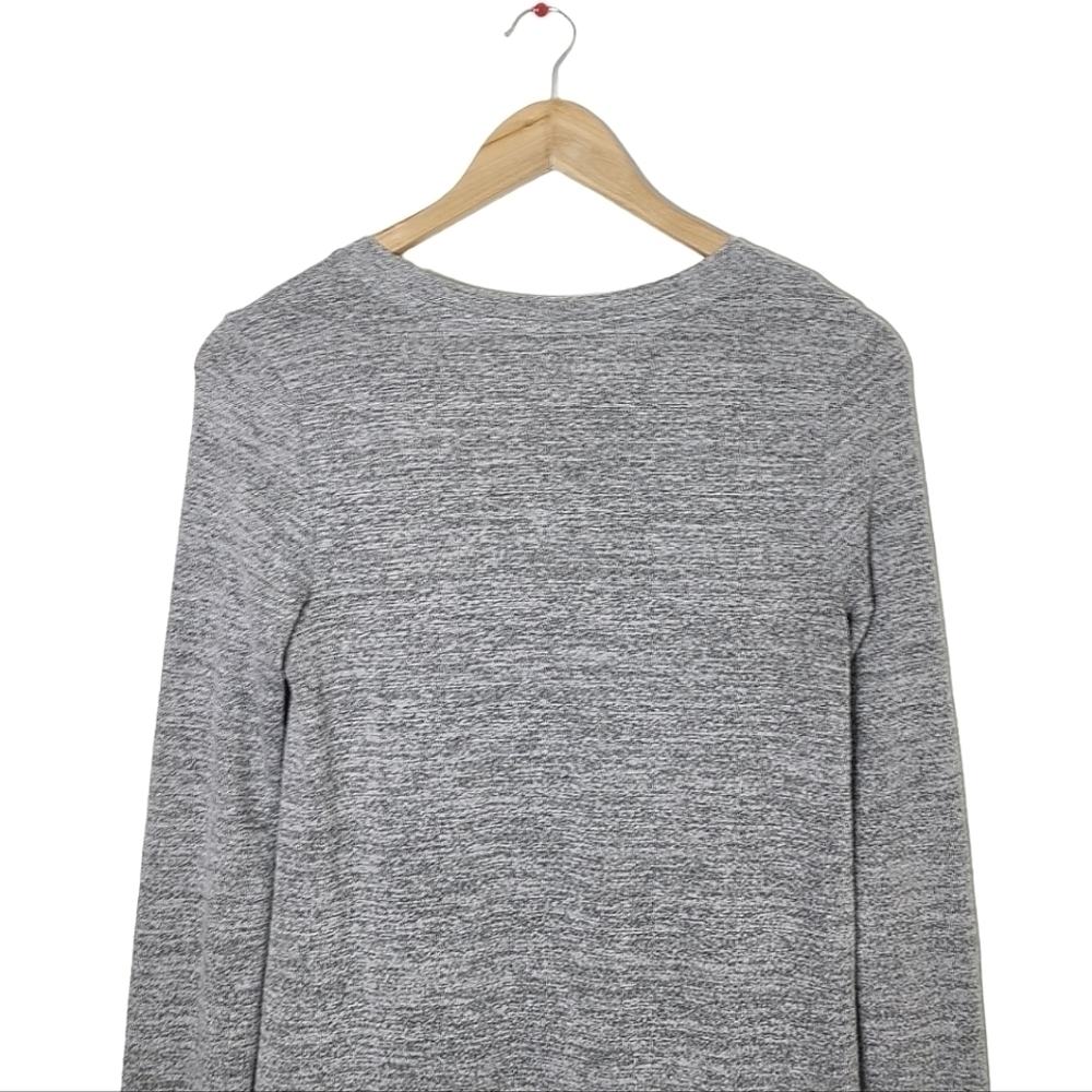 Aritzia Wilfred Free Diapason Gray Long Sleeve Tee Women's Size M - Picture 9 of 14